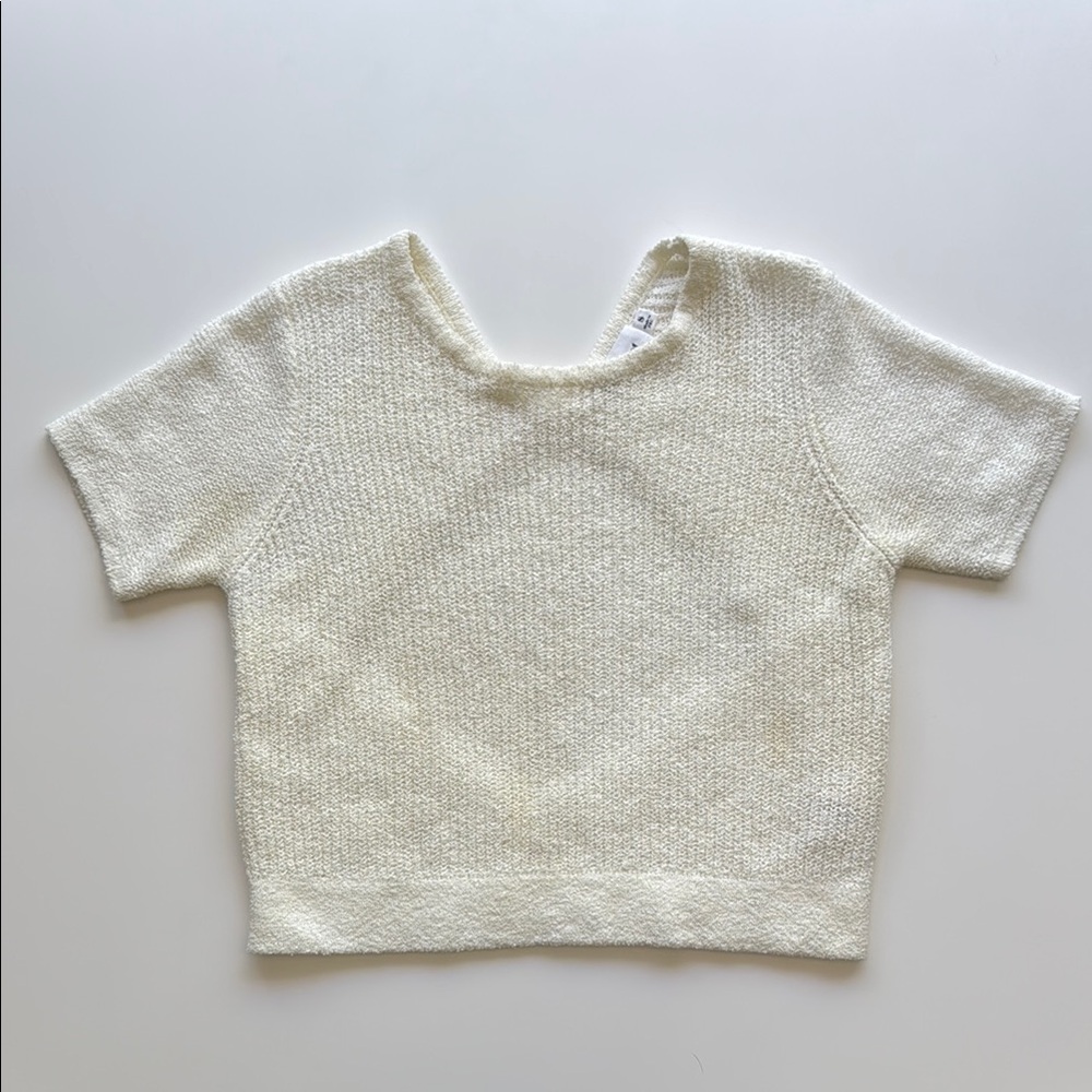 Line & Dot Cream Short Sleeve Backless Cropped Sweater Small